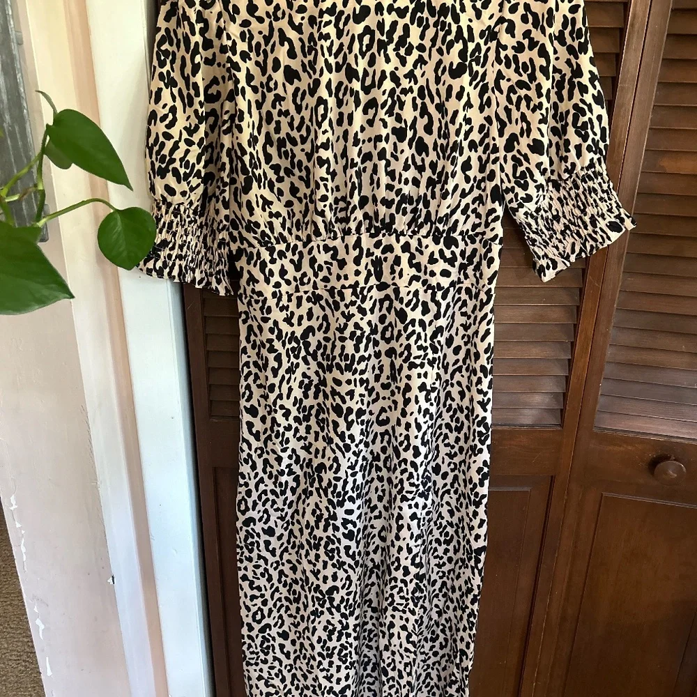 NWT Sugarlips Lassie Leopard Showoff Smocked Waist Midi Dress - Picture 4 of 7